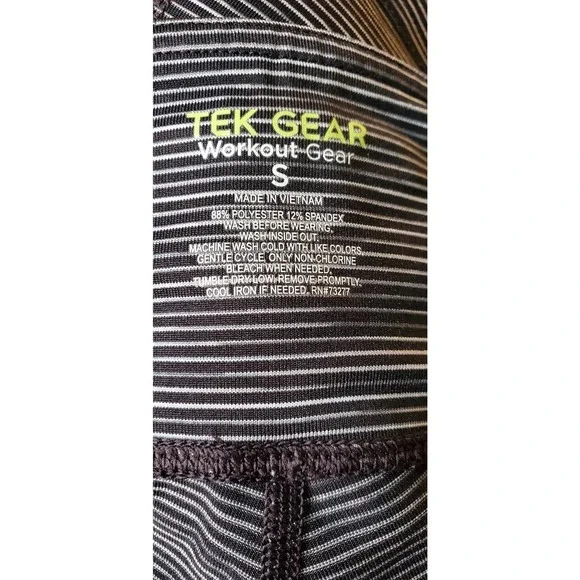 TEK Gear Women's Yoga / Workout pants Size Small - Picture 2 of 6